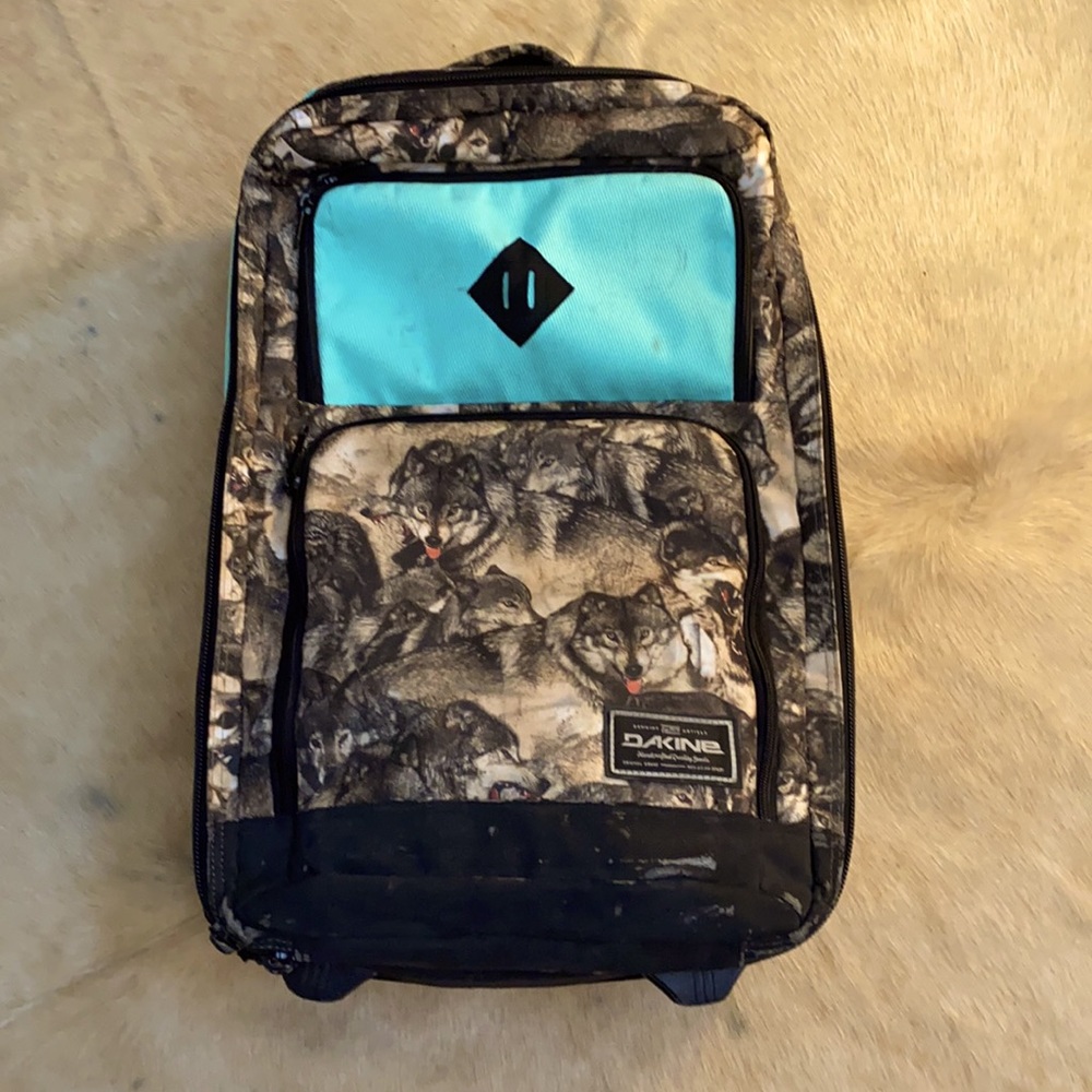 Dakine 39L rolling travel carry-on bag